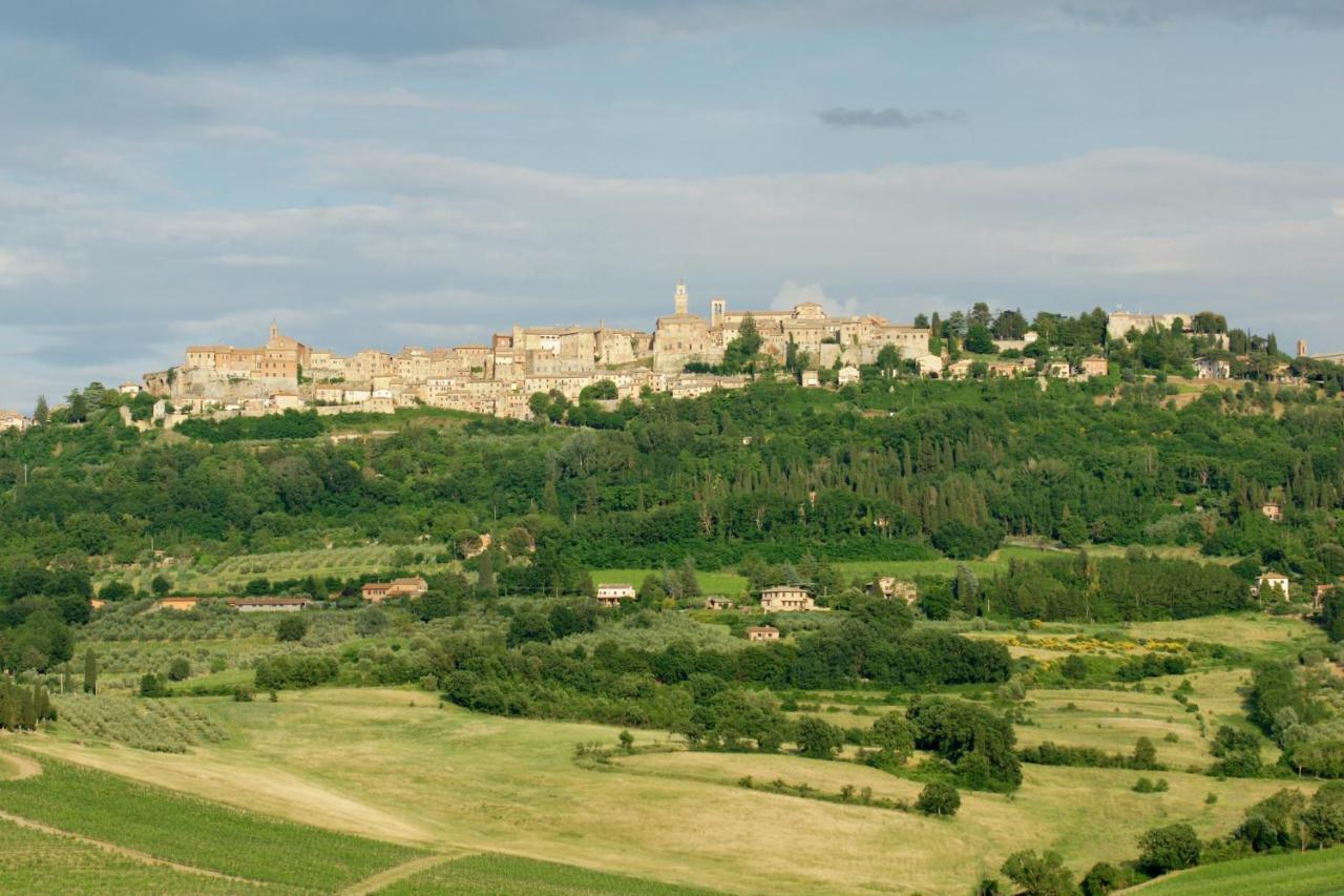 Cugusi Bnb Montepulciano Bagian luar foto